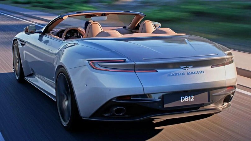 Астон Мартин кабриолет