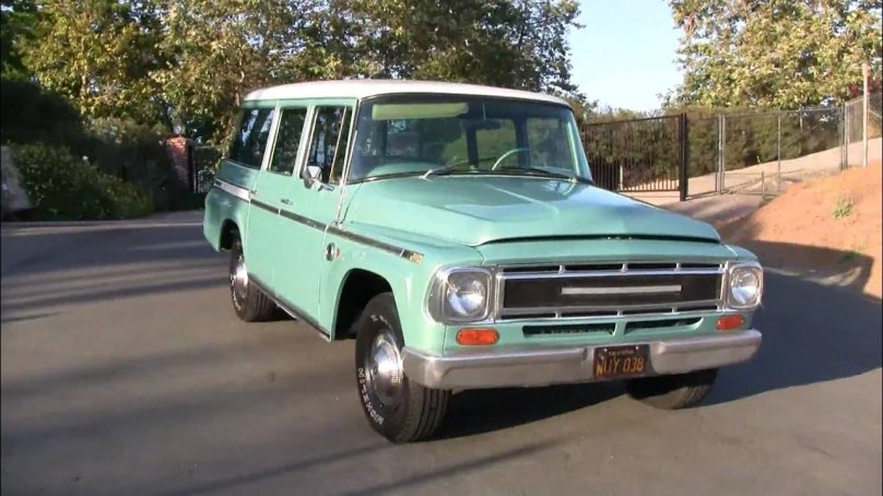 International Harvester Travelall 1968