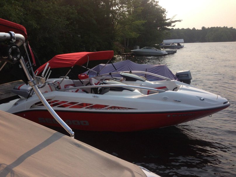 Sea Doo Speedster 200 Wake