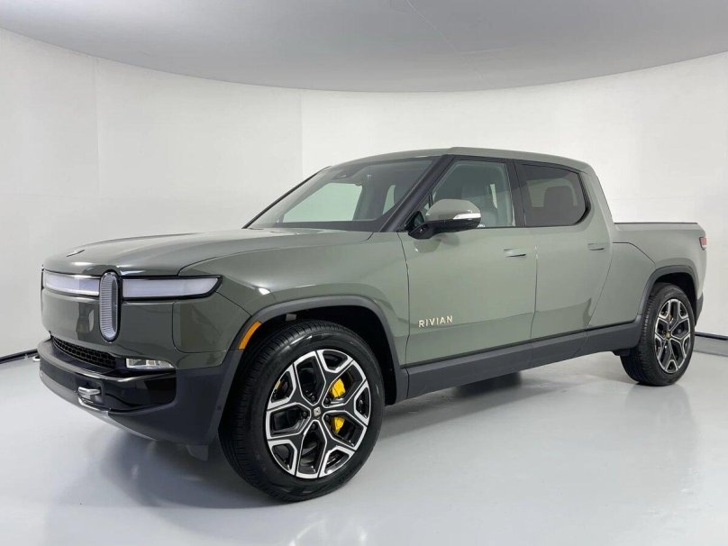Электро пикап Ривиан