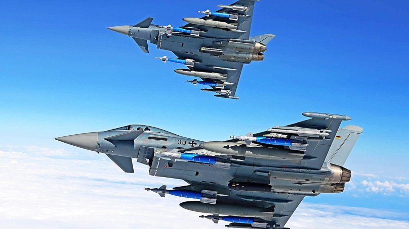 Истребитель Еврофайтер