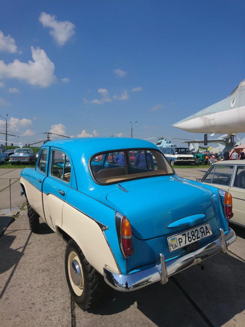 Москвич 410 морская волна