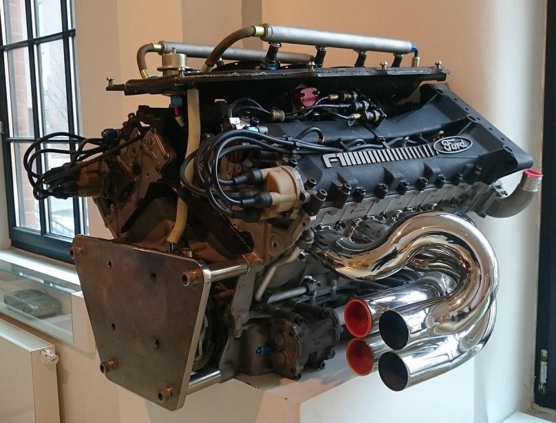 Ford Cosworth engine