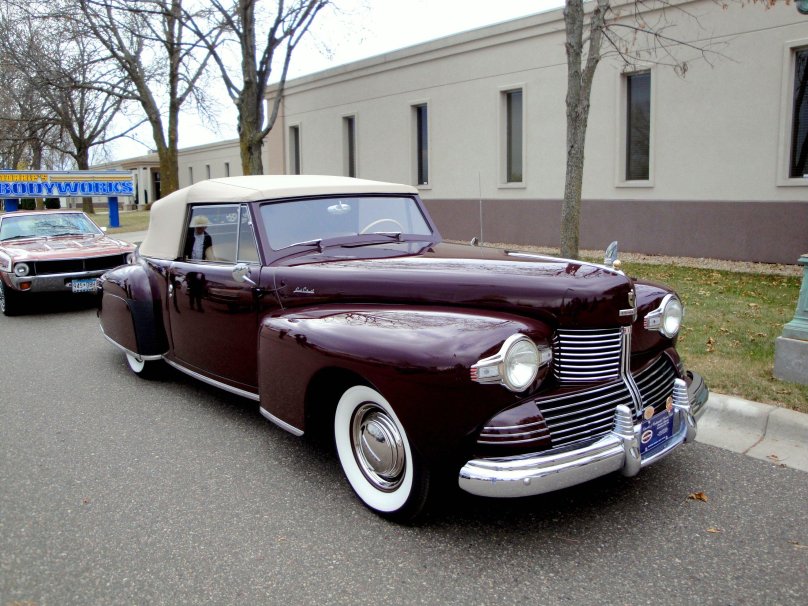 Lincoln Continental 1942