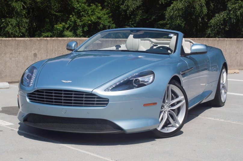 Астон Мартин db9 volante