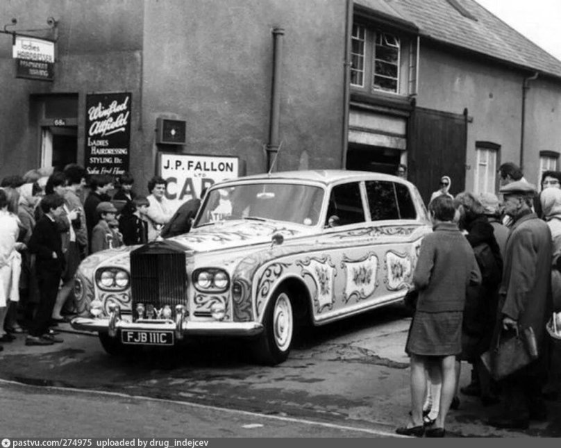 Ролсройс Джона Леннона