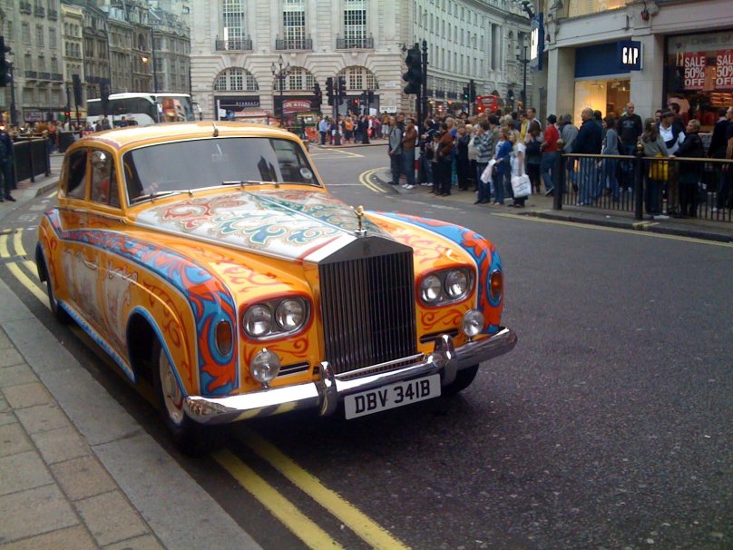 Роллс Ройс Леннона