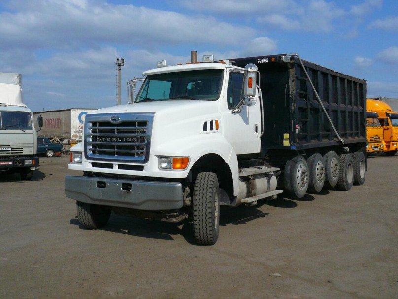 Sterling l-line, 2000 тягач