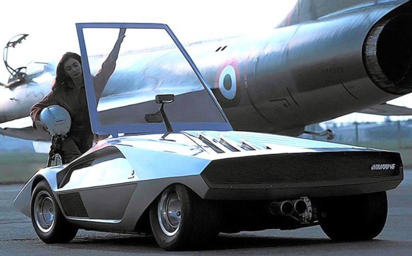 Bertone Lancia Stratos Zero Concept
