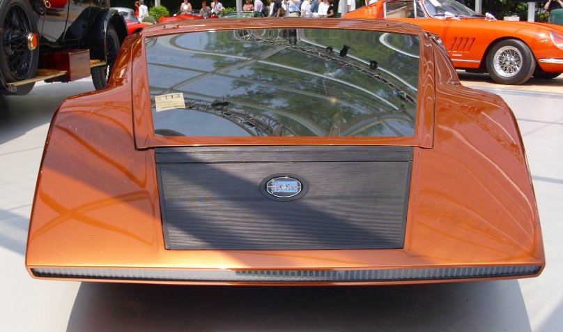 Фото Лянча Стратос прототип на выставке в Турине