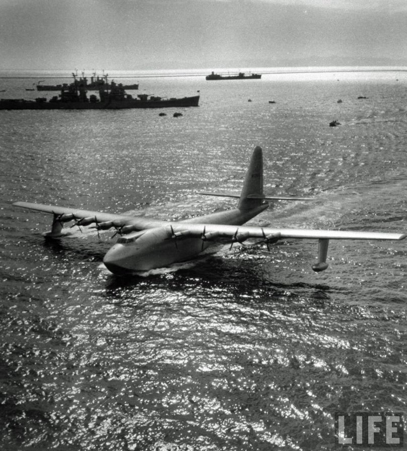 Самолёт Геркулес Говарда Хьюза