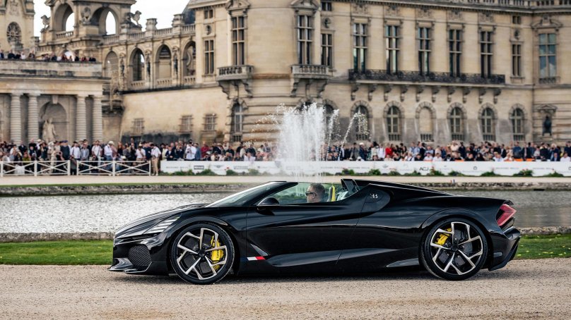 Бугатти Mistral