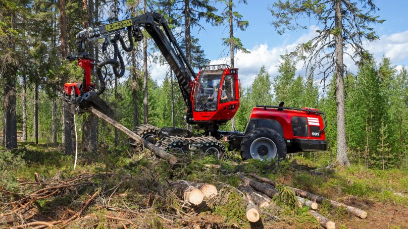 Харвестер Коматсу