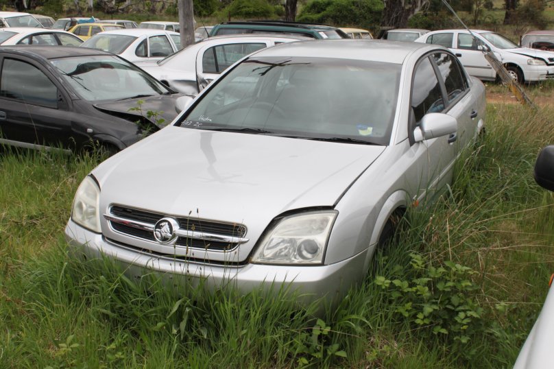 Опель Вектра б 2003 года