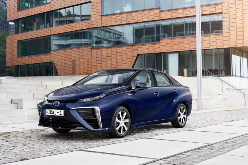 Toyota Mirai 2016