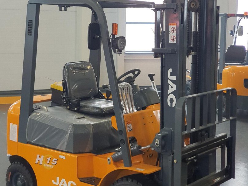 Автопогрузчик JAC cpcd15