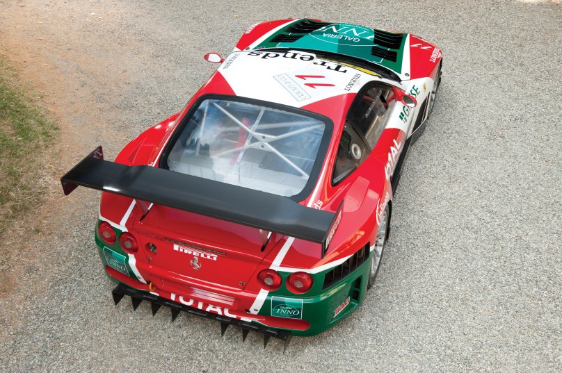 Феррари 575 GTC низ