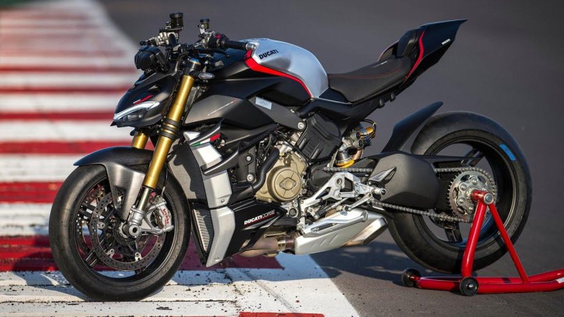 Ducati Streetfighter v4 2023