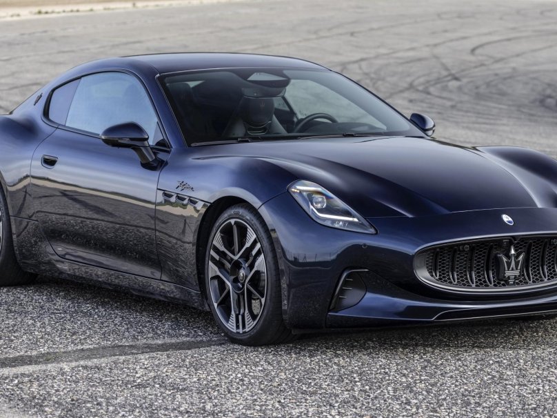 Мазерати 2023