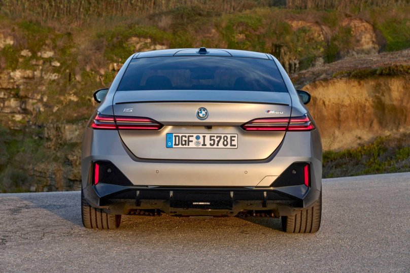 БМВ 2024 электро