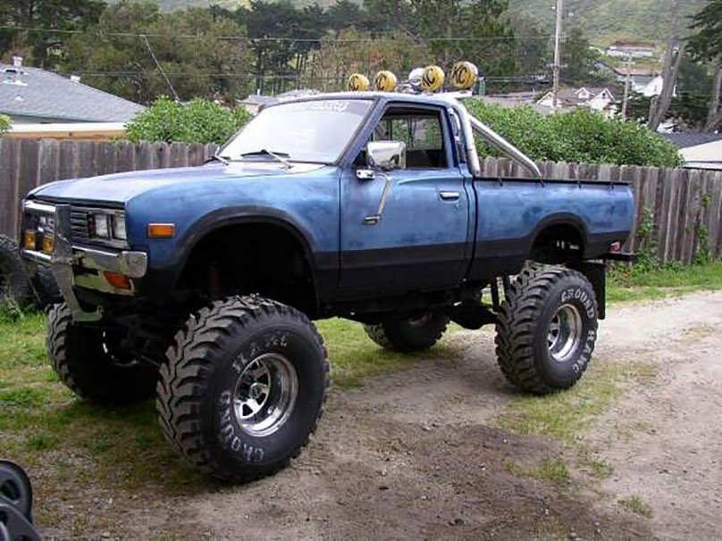 Nissan Datsun 1975 Pickup