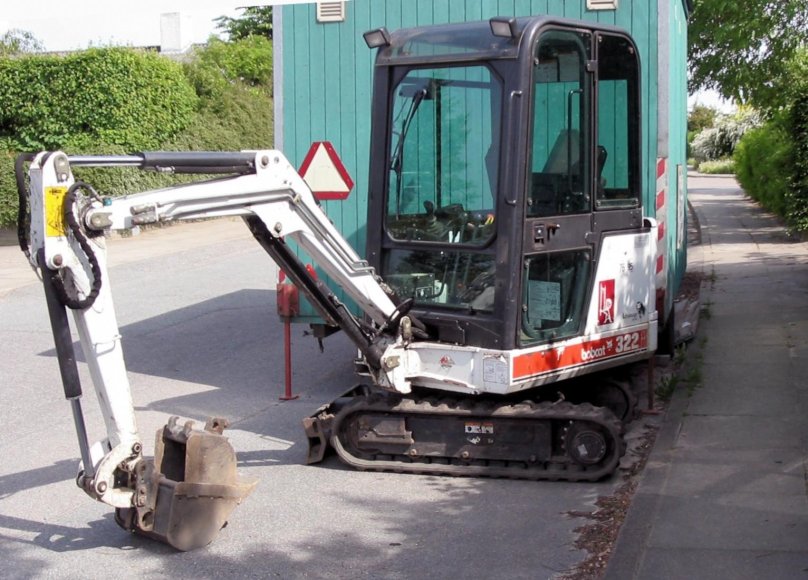 Экскаватор Bobcat 322