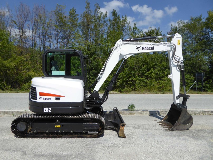 Миниэкскаватор Бобкет