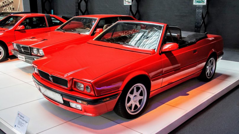 Мазерати битурбо Спайдер