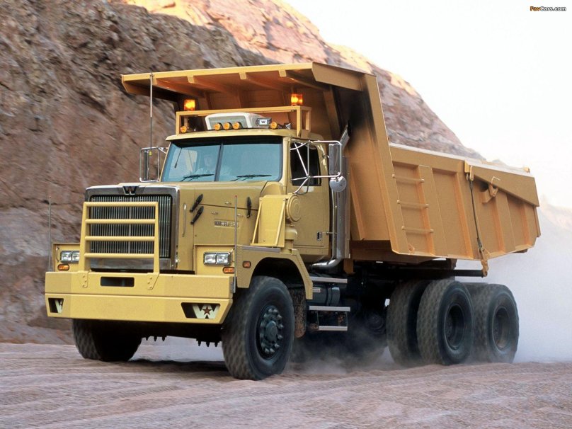 Грузовик Western Star 6900xd