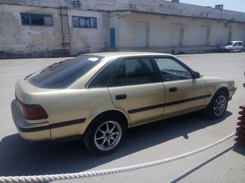 Toyota Carina t170
