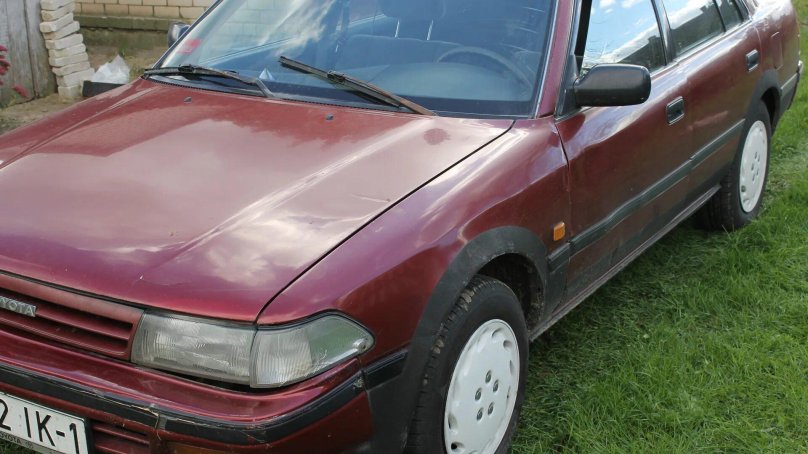 Тойота Карина 2 1989