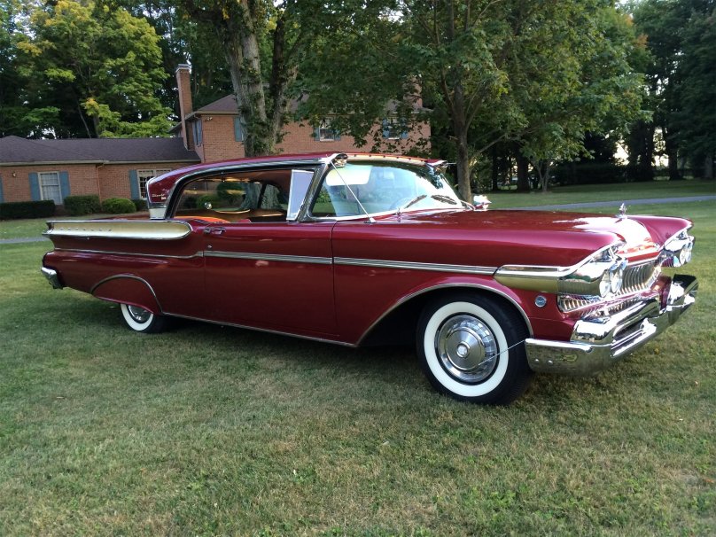 Mercury Cruiser 1957