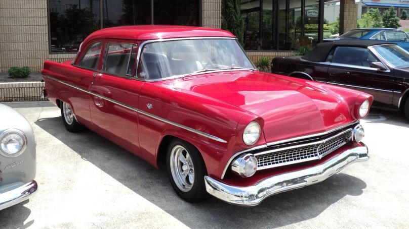 Ford Fairlane 1955