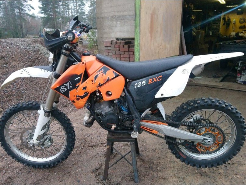 КТМ 125 ехс