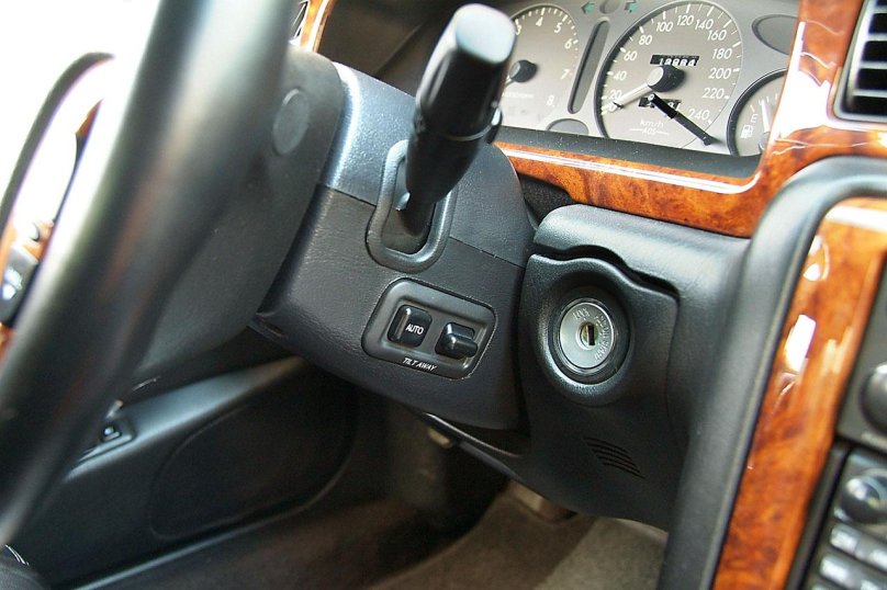 Пульт управления автомагнитолой