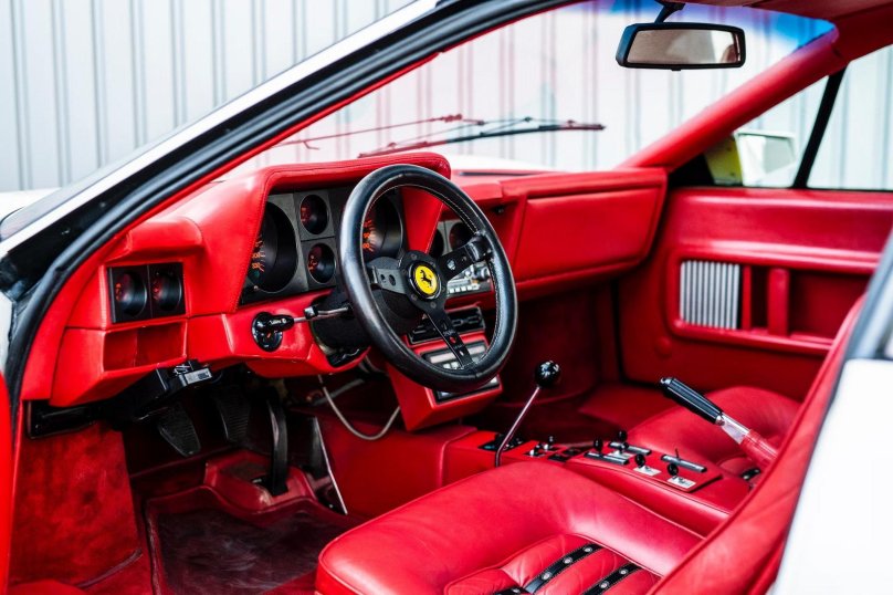 Ferrari 512