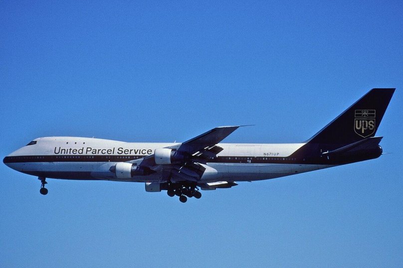 Boeing 747 ups