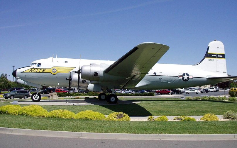 Douglas c-54 Skymaster кабина