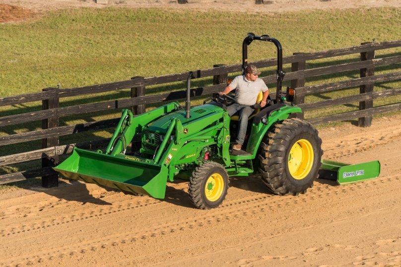John Deere 4052r
