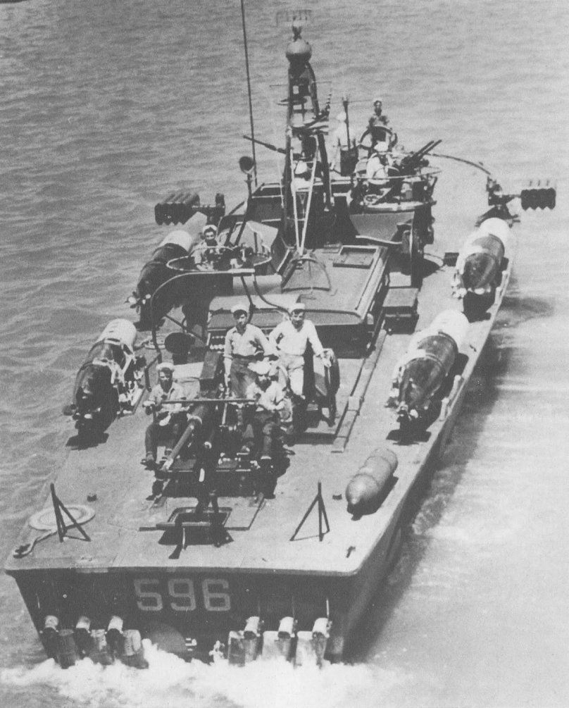 Elco 80' pt - 596 Torpedo Boat