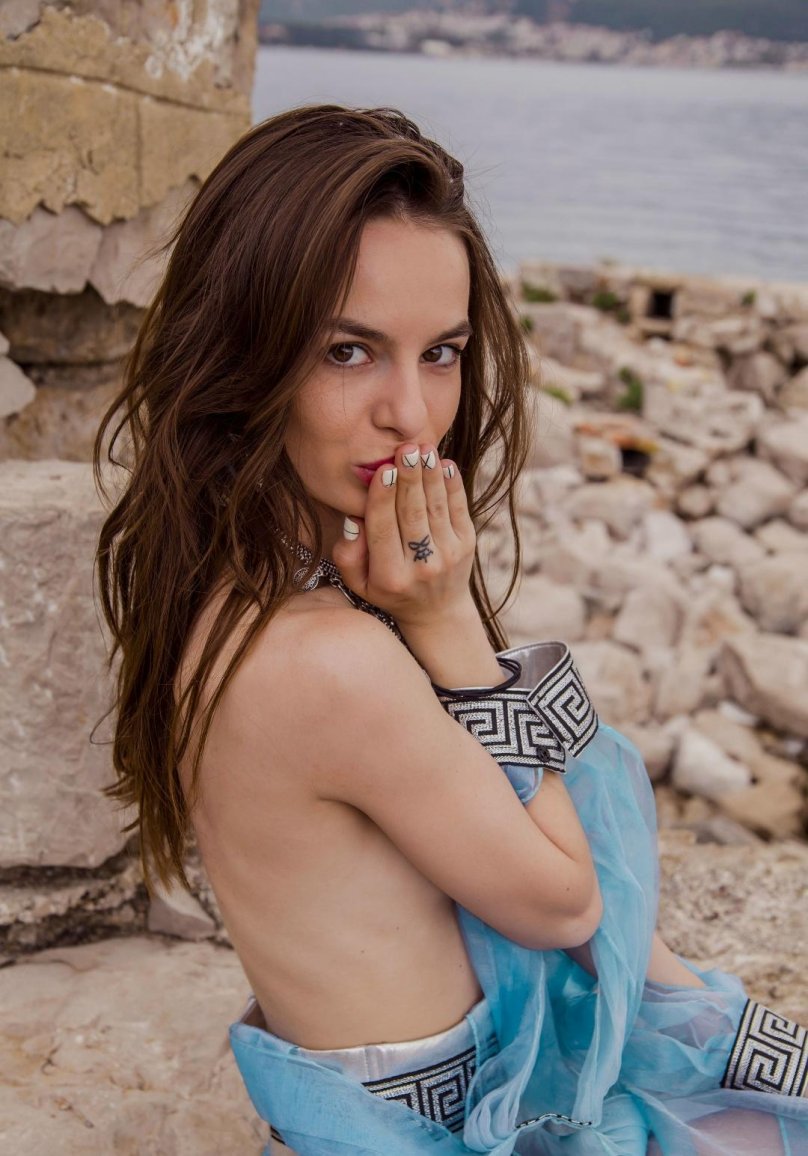 Дебора Альта