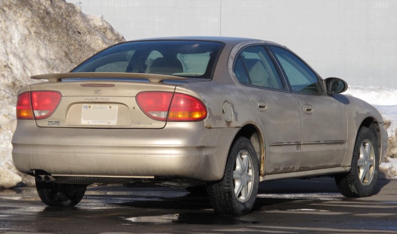 Oldsmobile Alero 2004