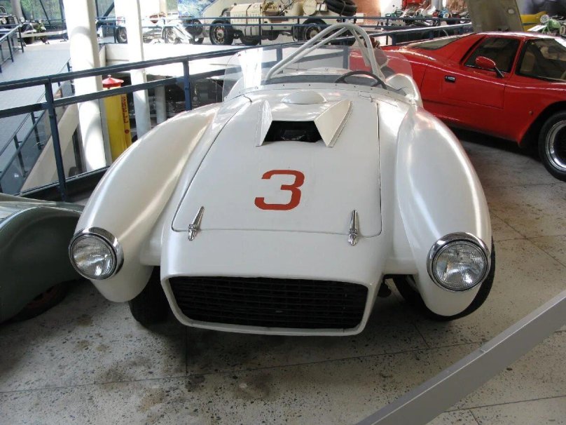 ЗИЛ-112с спортивный автомобиль