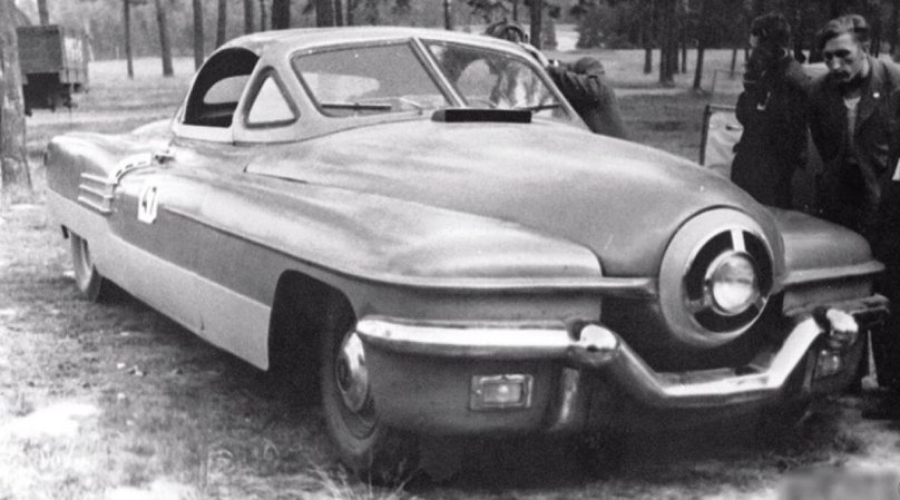 Автомобиль ЗИС 112