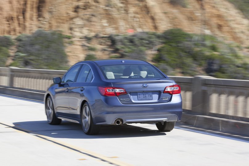 Субару Легаси 2015