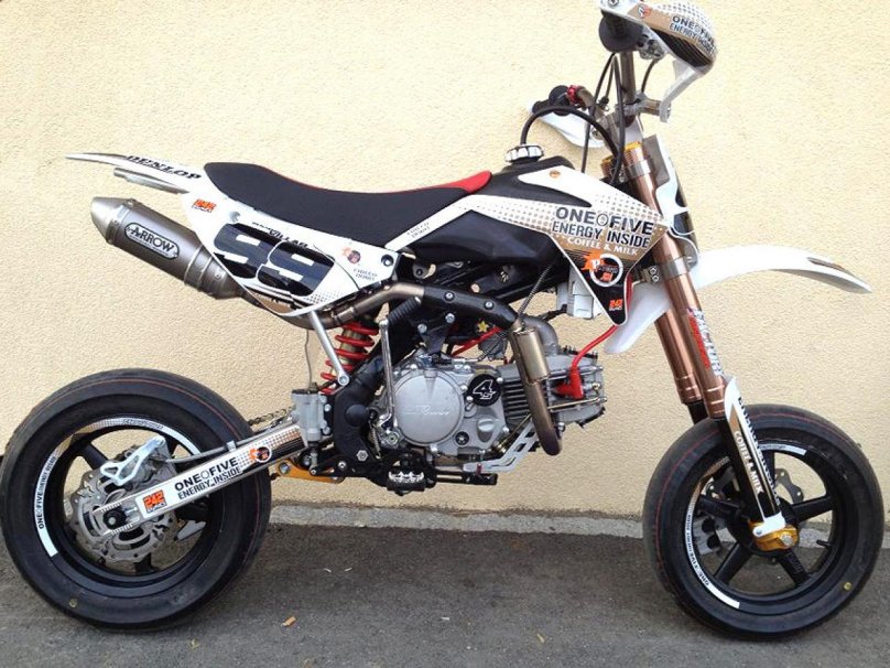 Apollo Supermoto 125