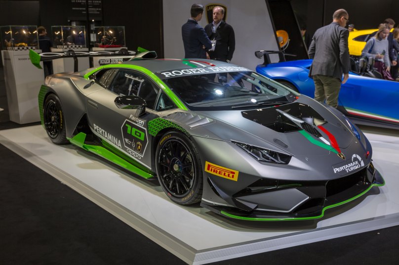 Lamborghini Huracán LP 620-2 super Trofeo