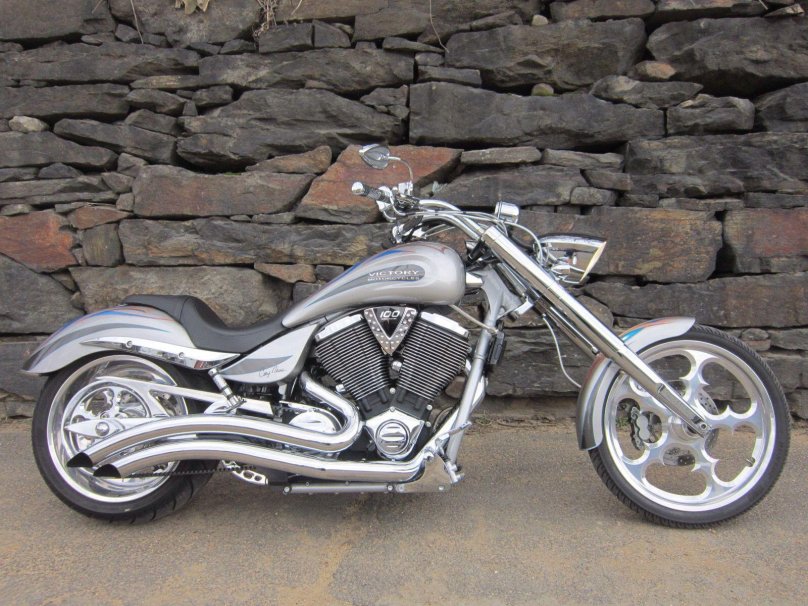 Мотоциклы Виктори кастом