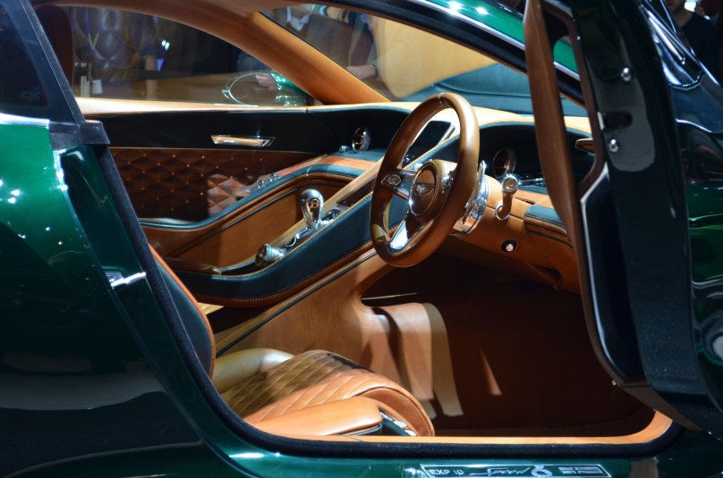 Bentley Exp 10 Speed