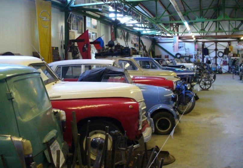 Ломаковский музей